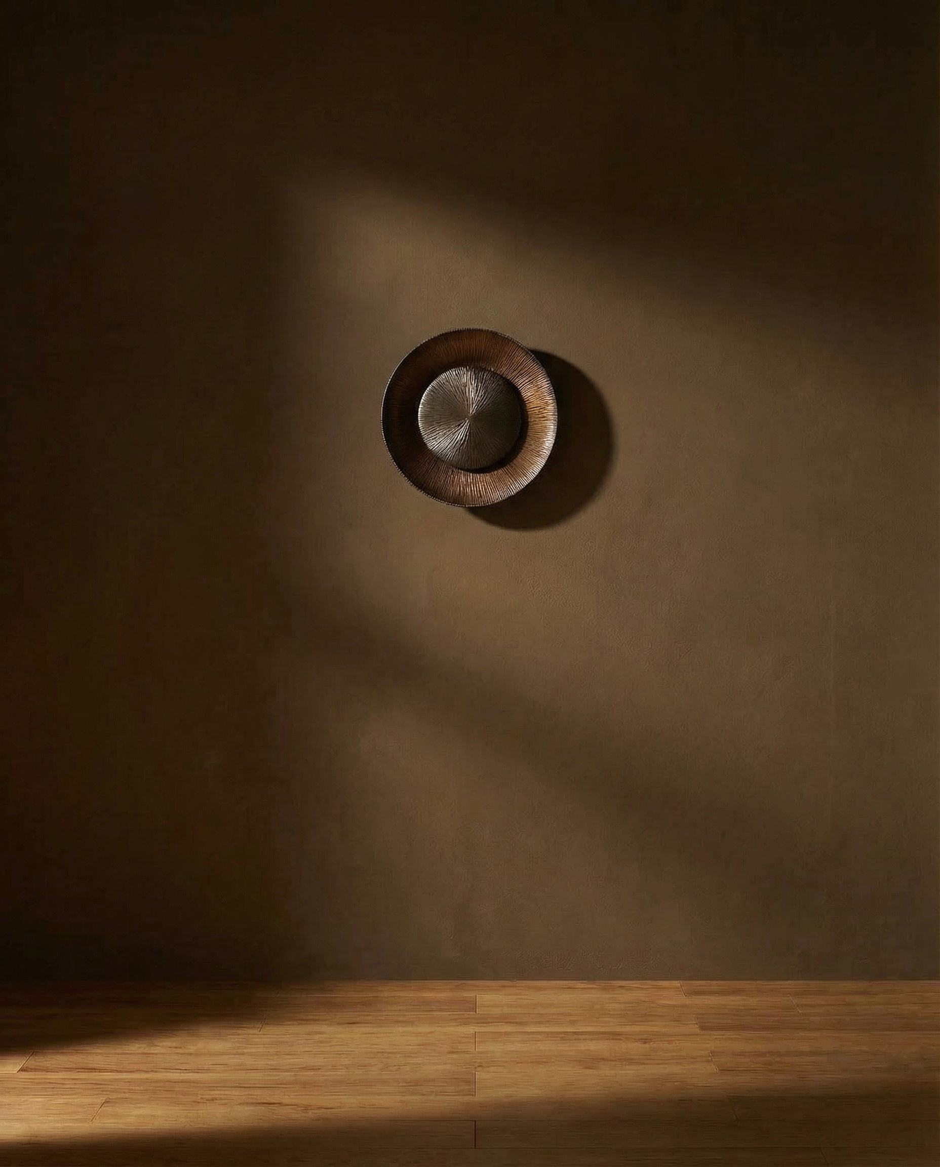 Utopia Large Reflector Sconce