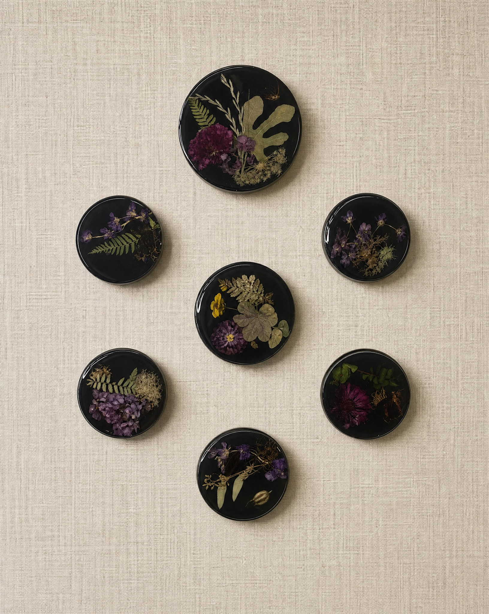 E. Blooms Flower Resin - Size Small